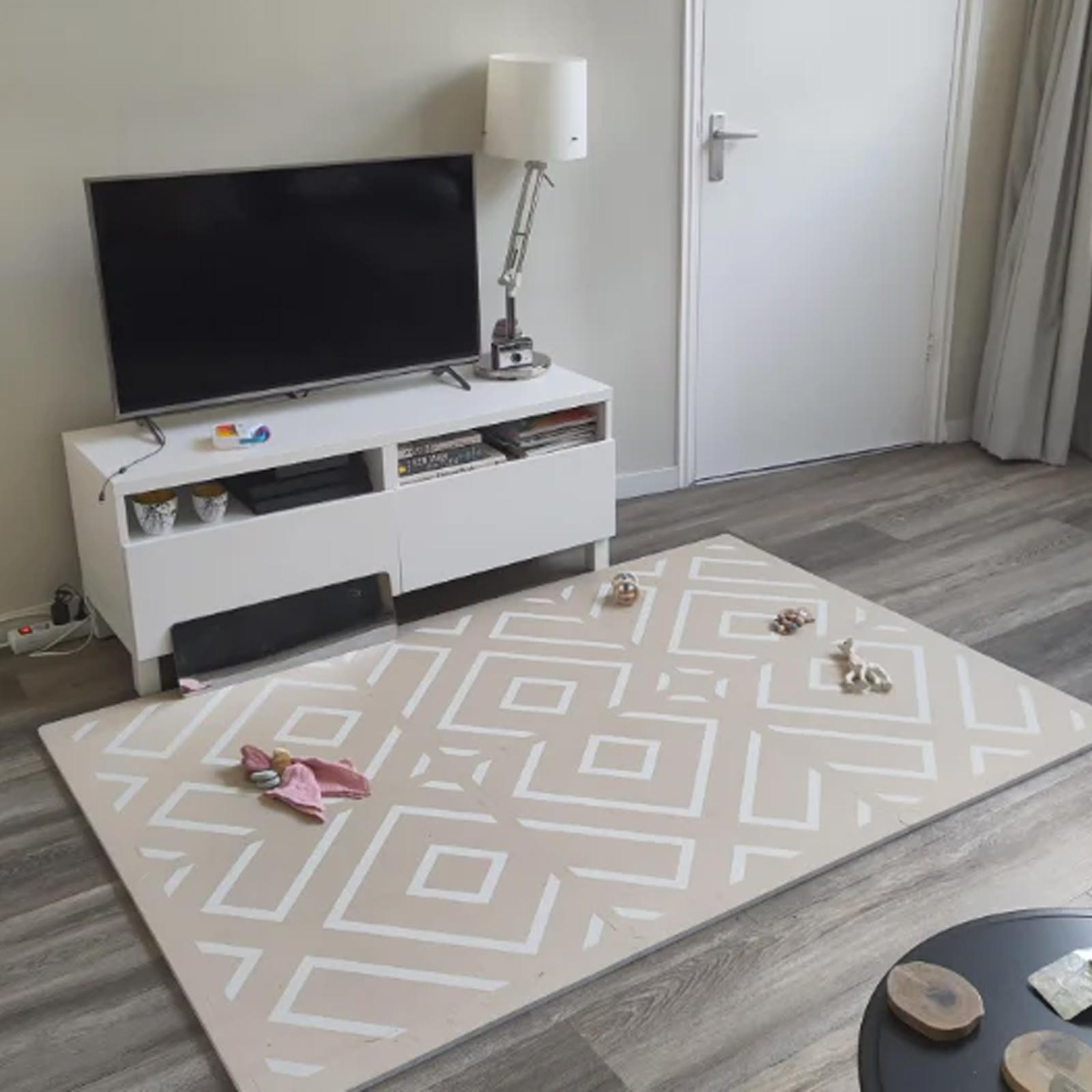 Less Visual Clutter, More Focus: Set Up a Play Area That Supports Attention