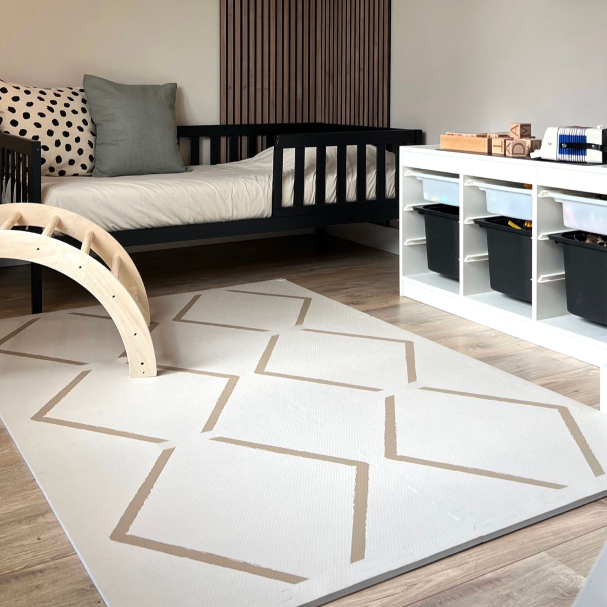 Beni Autumn Gold play mat